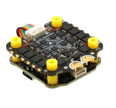 وحدة تحكم F405 V4 4 في 1 بتقني - مراجعة Speedybee F405 V4 Bls 55A Stack وسعره