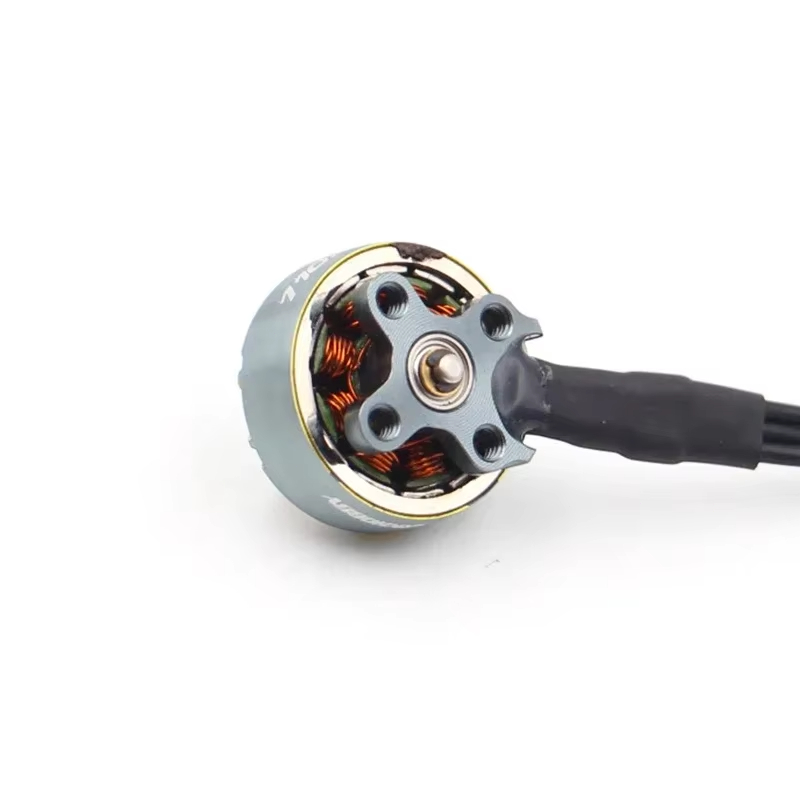 4 قطع من محركات SPARKHOBBY XSP - مراجعة Foxeer Reaper F4 128K 65A Esc وسعره